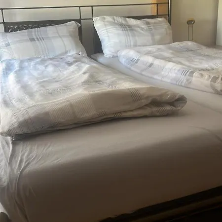 公寓 Kleines Haeuschen Am Garten In 达姆施塔特